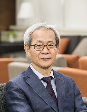 Lee,  Hoe Kyung Emeritus Professor 사진