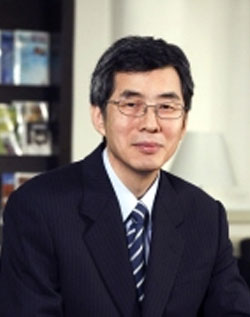 Hahn,  Minhi Emeritus Professor 사진
