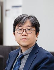 Jang,  Dae-Chul Invited Professor 사진